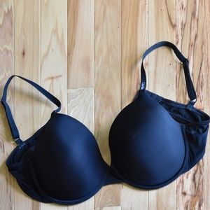 Calvin Klein 38D black tee shirt bra